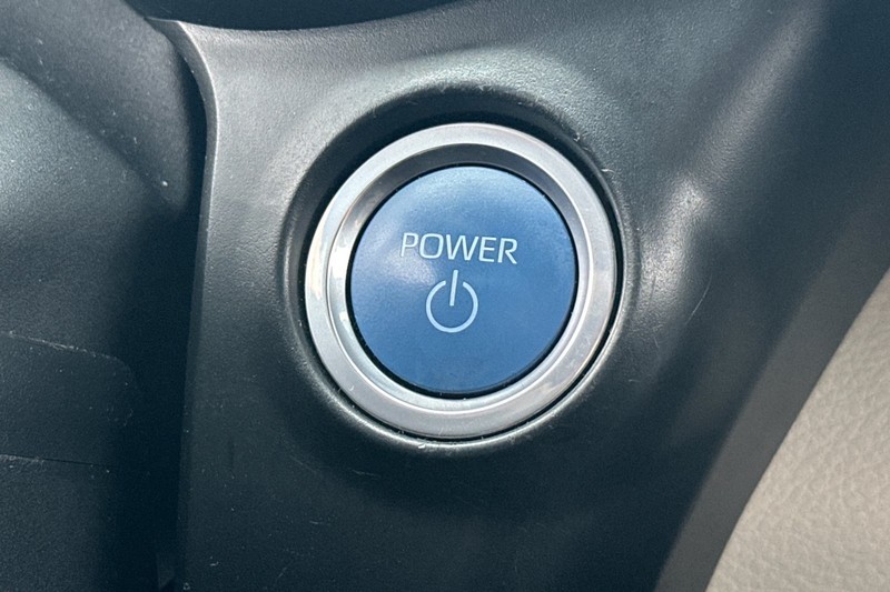 Toyota Sienna Vehicle Full-screen Gallery Image 34