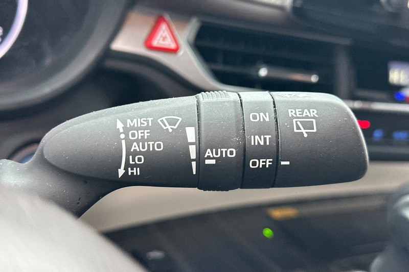 Toyota Sienna Vehicle Full-screen Gallery Image 39