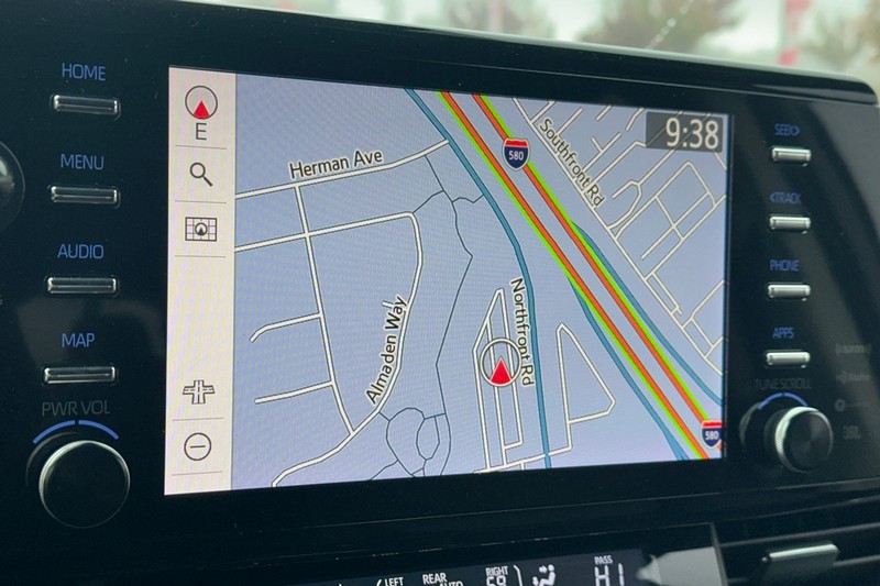 Toyota Sienna Vehicle Full-screen Gallery Image 42