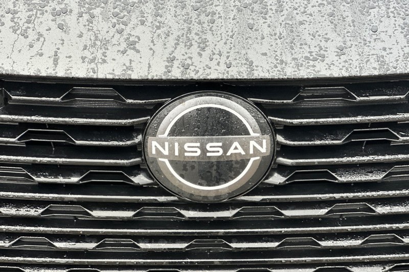 Nissan Sentra Vehicle Full-screen Gallery Image 45