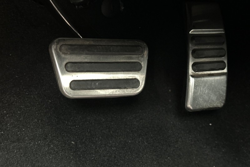 Ford Mustang Vehicle Full-screen Gallery Image 42