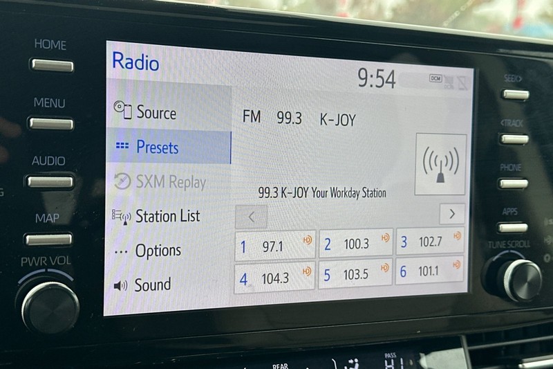 Toyota Sienna Vehicle Full-screen Gallery Image 26