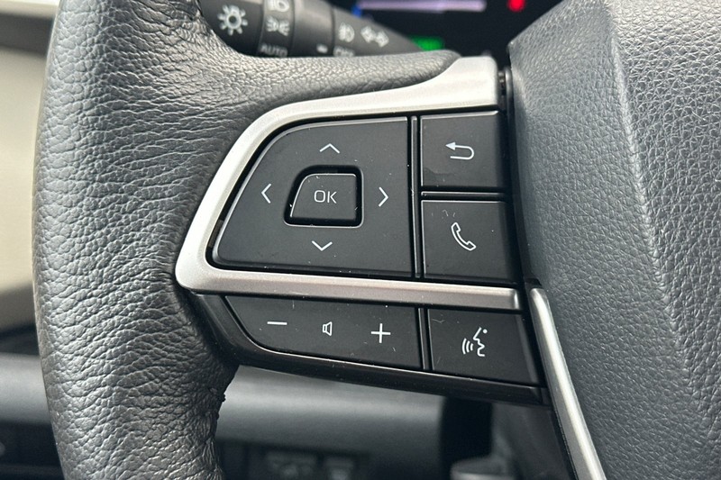 Toyota Sienna Vehicle Full-screen Gallery Image 36