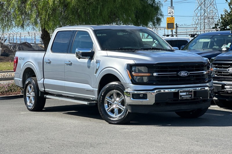Ford F-150 Vehicle Full-screen Gallery Image 02
