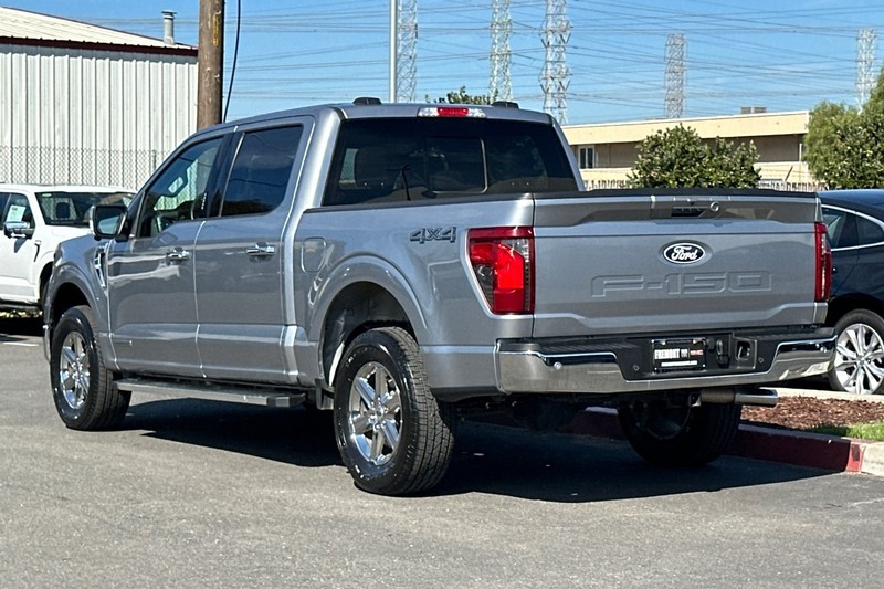 Ford F-150 Vehicle Full-screen Gallery Image 06