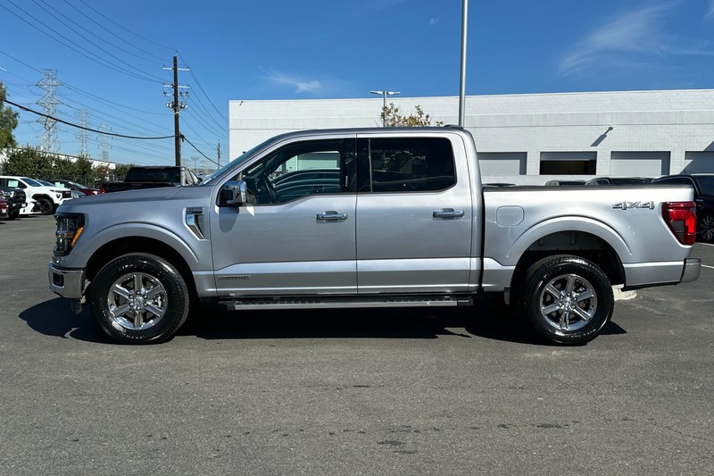 Ford F-150 Vehicle Full-screen Gallery Image 07