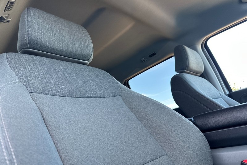 Ford F-150 Vehicle Full-screen Gallery Image 19