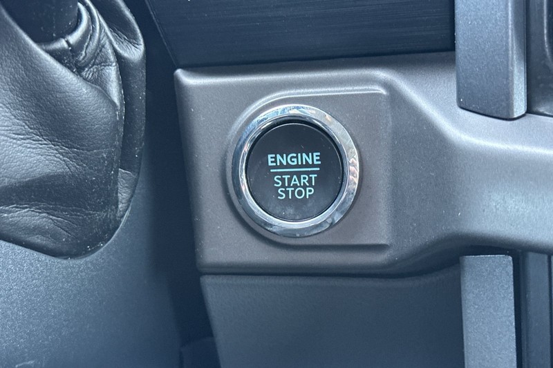 Ford F-150 Vehicle Full-screen Gallery Image 34