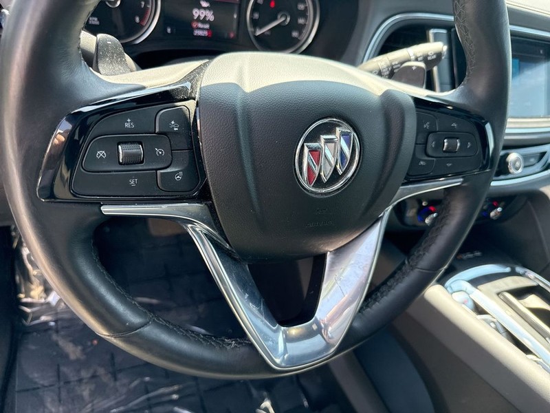 Buick Enclave Vehicle Full-screen Gallery Image 14