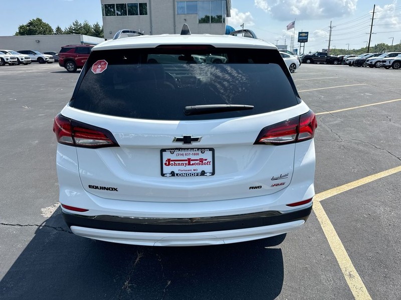 Chevrolet Equinox Vehicle Full-screen Gallery Image 23