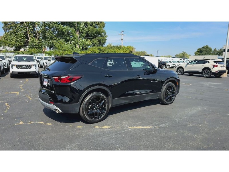 Chevrolet Blazer Vehicle Full-screen Gallery Image 08