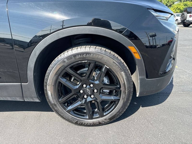 Chevrolet Blazer Vehicle Full-screen Gallery Image 10