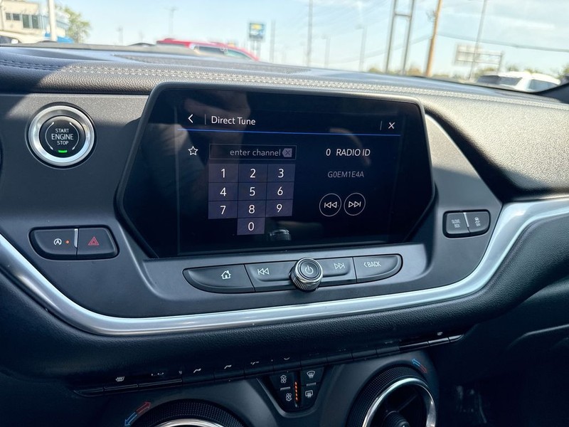 Chevrolet Blazer Vehicle Full-screen Gallery Image 16