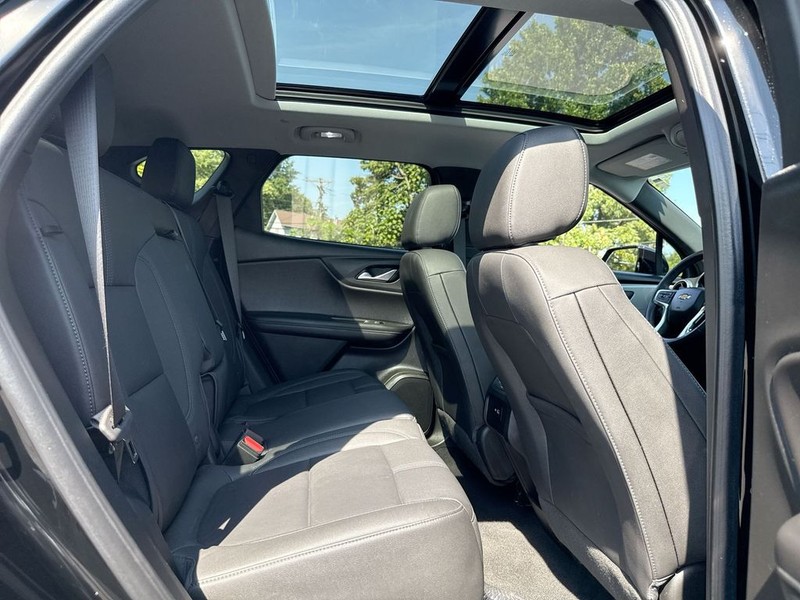 Chevrolet Blazer Vehicle Full-screen Gallery Image 24