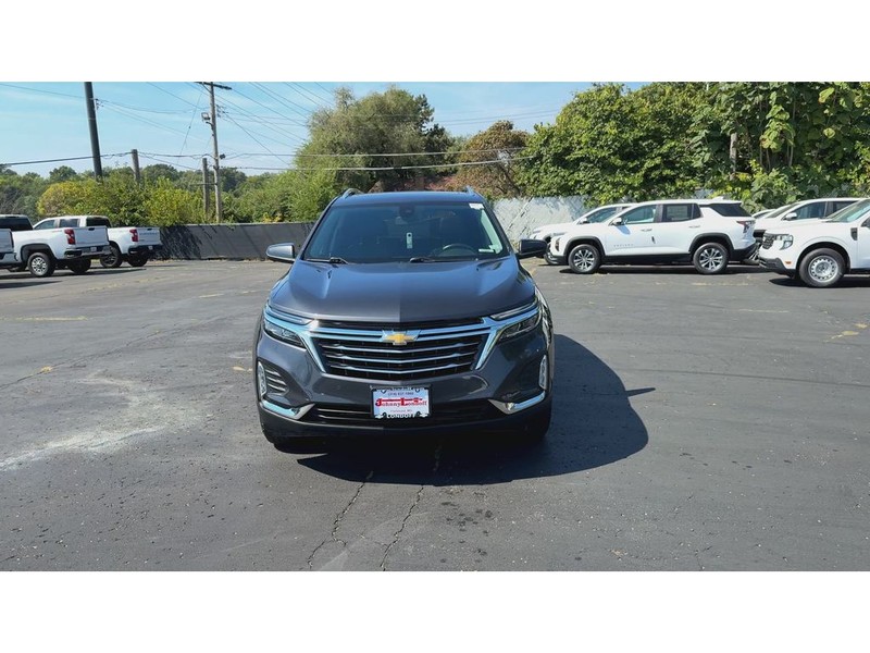 Chevrolet Equinox Vehicle Full-screen Gallery Image 03