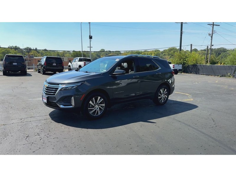 Chevrolet Equinox Vehicle Full-screen Gallery Image 04