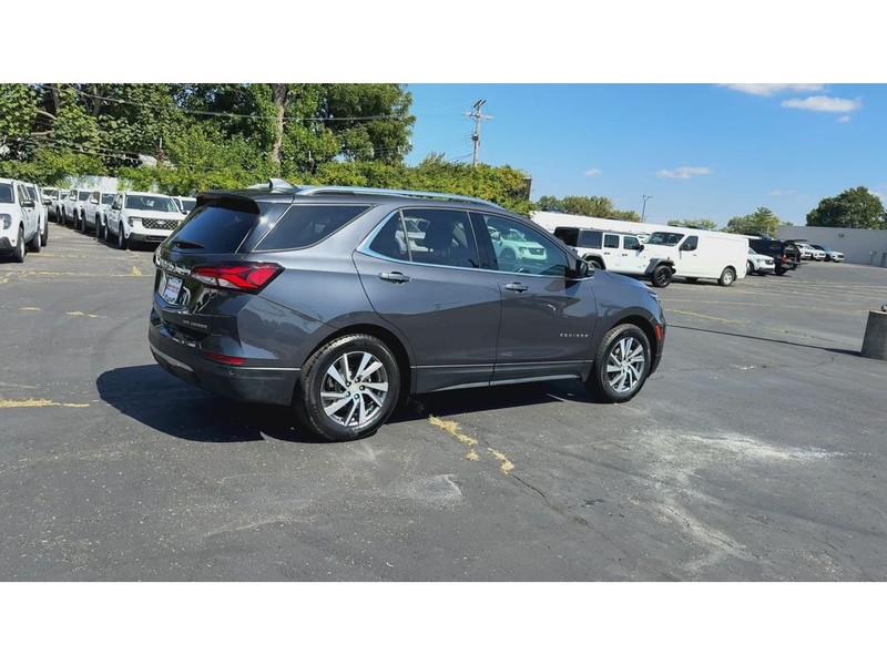 Chevrolet Equinox Vehicle Full-screen Gallery Image 08