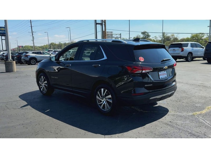 Chevrolet Equinox Vehicle Full-screen Gallery Image 06