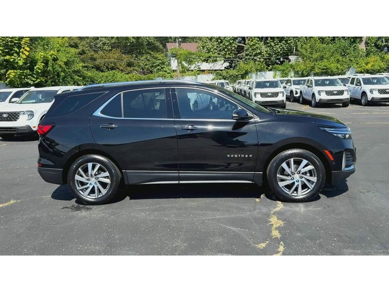 Chevrolet Equinox Vehicle Full-screen Gallery Image 09