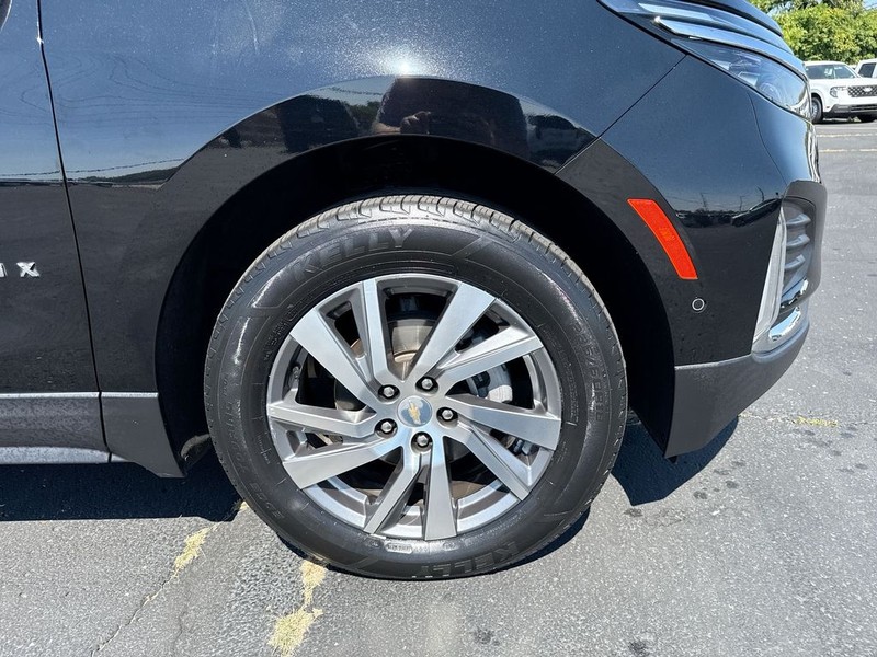 Chevrolet Equinox Vehicle Full-screen Gallery Image 10