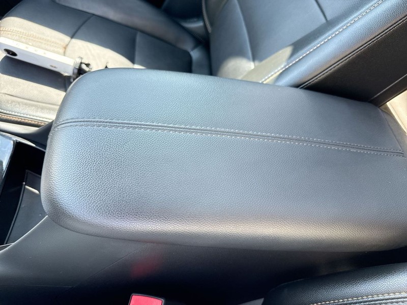 Chevrolet Equinox Vehicle Full-screen Gallery Image 20