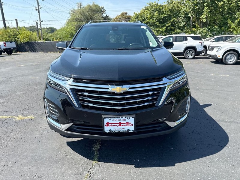 Chevrolet Equinox Vehicle Full-screen Gallery Image 25