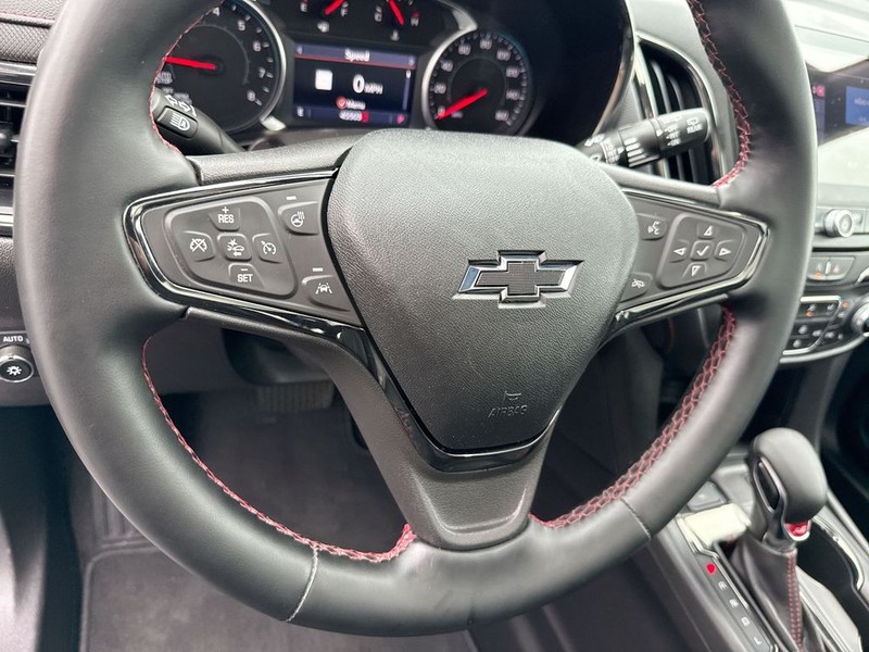 Chevrolet Equinox Vehicle Full-screen Gallery Image 14