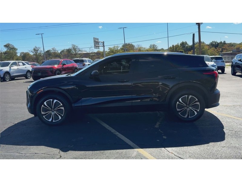 Chevrolet Blazer EV Vehicle Full-screen Gallery Image 05