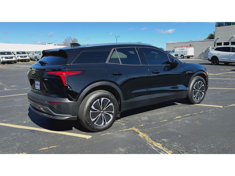 Chevrolet Blazer EV Vehicle Full-screen Gallery Image 08