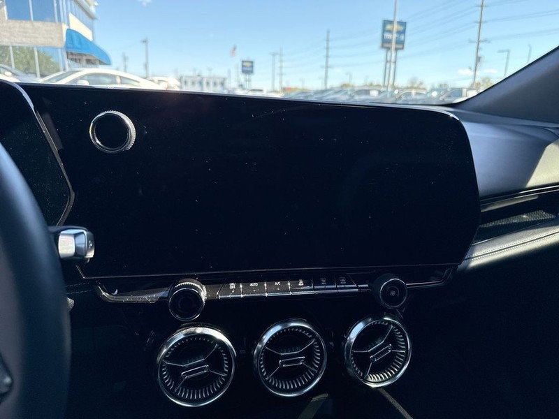 Chevrolet Blazer EV Vehicle Full-screen Gallery Image 16