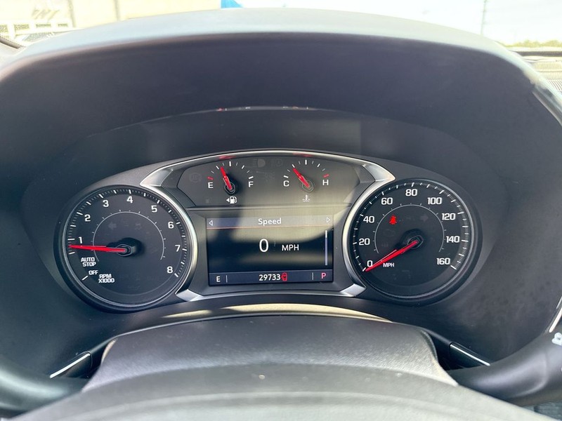 Chevrolet Equinox Vehicle Full-screen Gallery Image 15