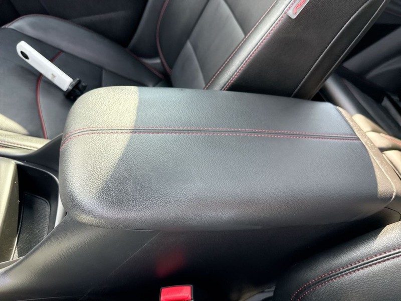 Chevrolet Equinox Vehicle Full-screen Gallery Image 20