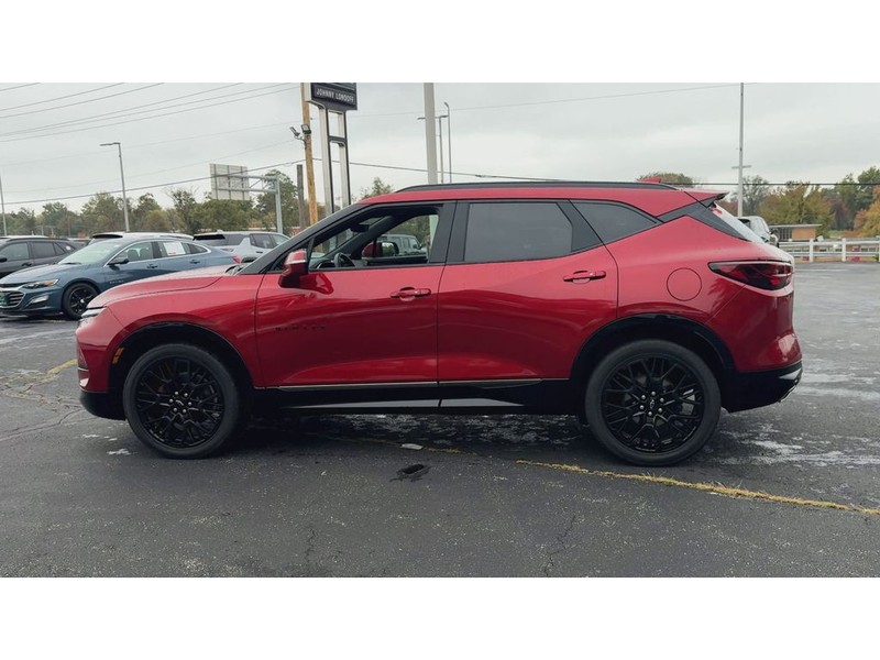 Chevrolet Blazer Vehicle Full-screen Gallery Image 05