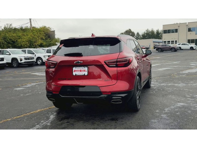 Chevrolet Blazer Vehicle Full-screen Gallery Image 07