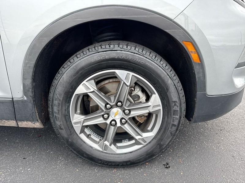 Chevrolet Blazer Vehicle Full-screen Gallery Image 10