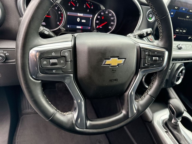 Chevrolet Blazer Vehicle Full-screen Gallery Image 14