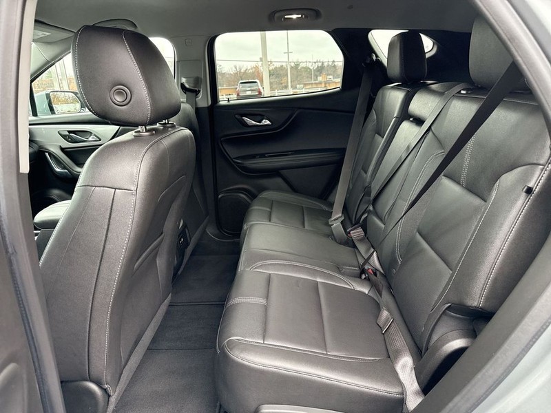 Chevrolet Blazer Vehicle Full-screen Gallery Image 21