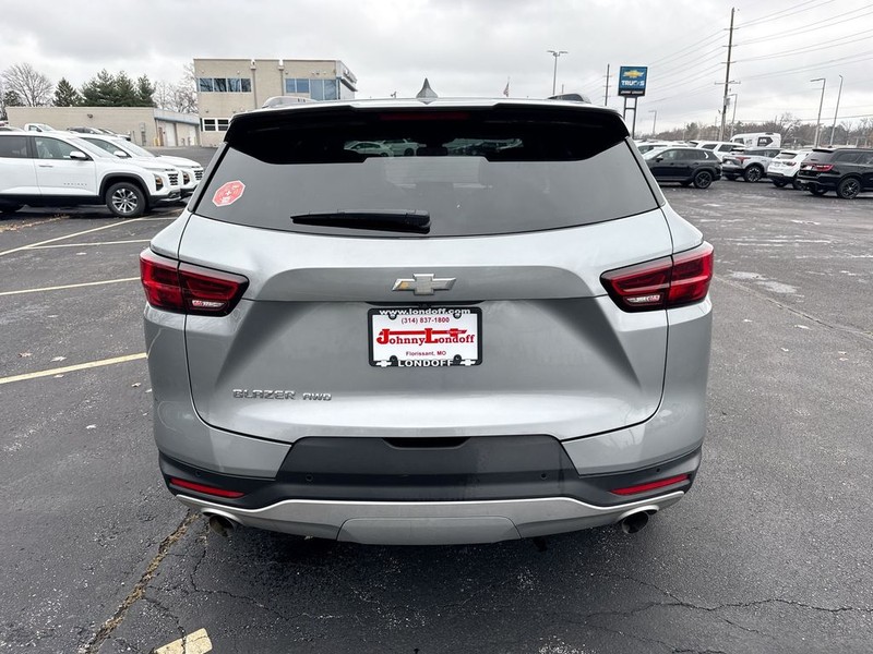 Chevrolet Blazer Vehicle Full-screen Gallery Image 22