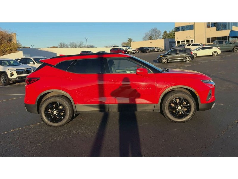 Chevrolet Blazer Vehicle Full-screen Gallery Image 09