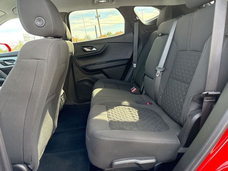 Chevrolet Blazer Vehicle Full-screen Gallery Image 21