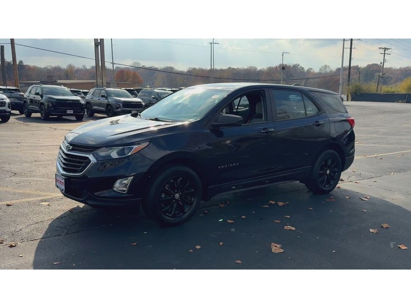 Chevrolet Equinox Vehicle Full-screen Gallery Image 04