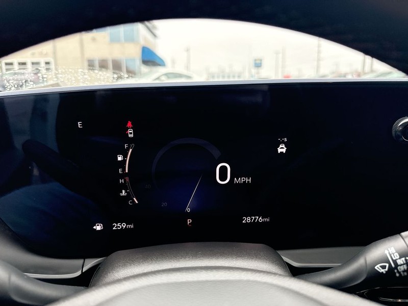 Buick Envista Vehicle Full-screen Gallery Image 15