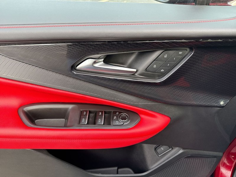 Chevrolet Blazer EV Vehicle Full-screen Gallery Image 13