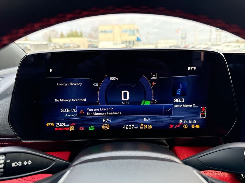 Chevrolet Blazer EV Vehicle Full-screen Gallery Image 15