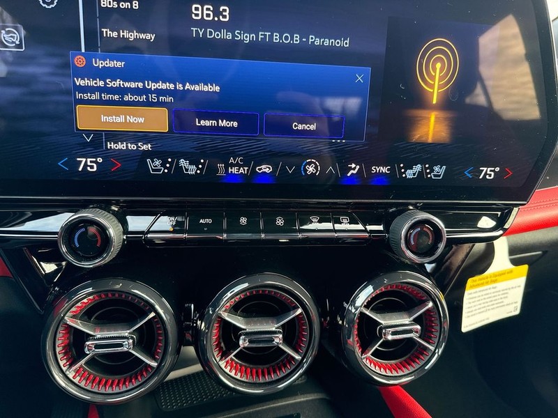 Chevrolet Blazer EV Vehicle Full-screen Gallery Image 18