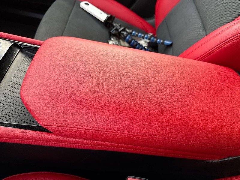 Chevrolet Blazer EV Vehicle Full-screen Gallery Image 20