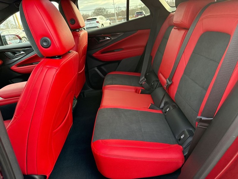 Chevrolet Blazer EV Vehicle Full-screen Gallery Image 21