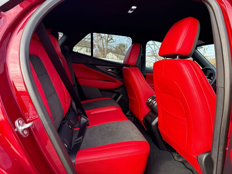 Chevrolet Blazer EV Vehicle Full-screen Gallery Image 23