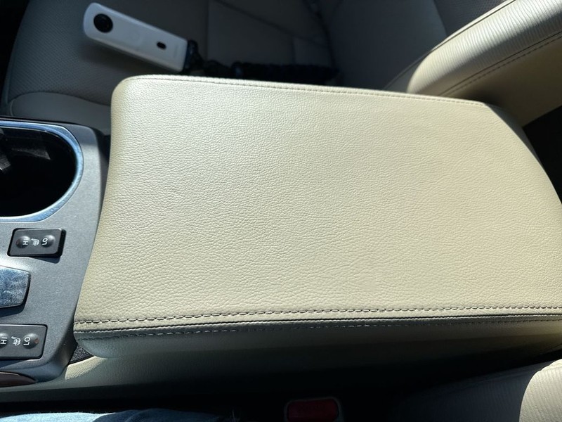 Acura RDX Vehicle Full-screen Gallery Image 20