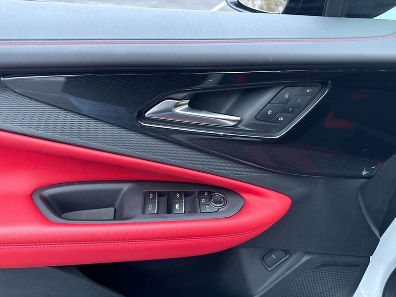 Chevrolet Blazer EV Vehicle Full-screen Gallery Image 13